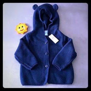 Sweater. 50% discount when bundled.